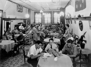 slq-195095-tearooms-in-george-street-brisbane-during-world-war-ii